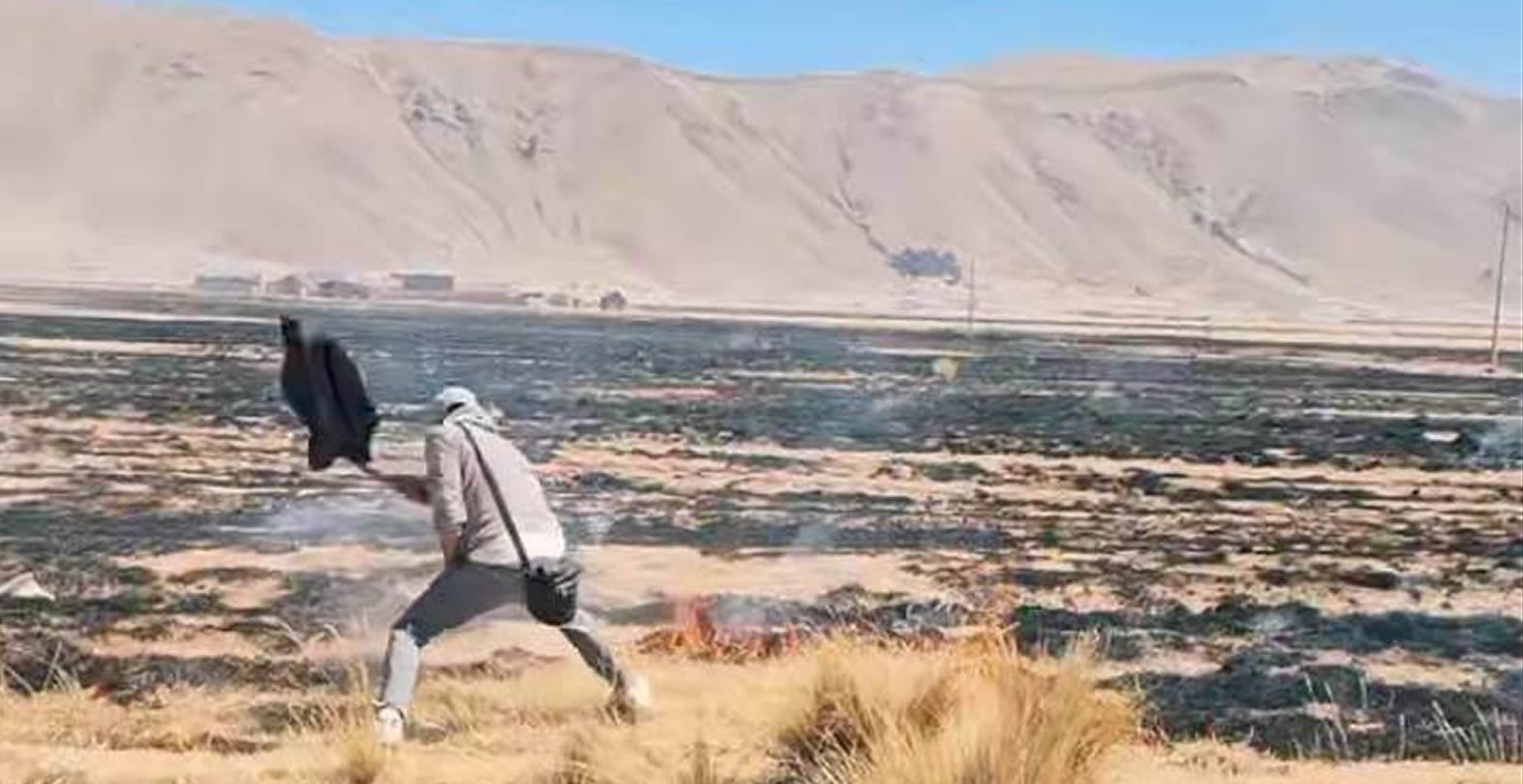 Incendio forestal arrasa con pastizales en la comunidad Sara: Pobladores logran sofocar el fuego