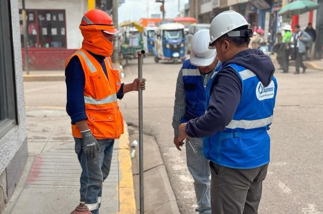 Foto de Juliaca: Sunass fiscaliza a Sedajuliaca tras denuncias por falta de agua en la urbanización San Julián
